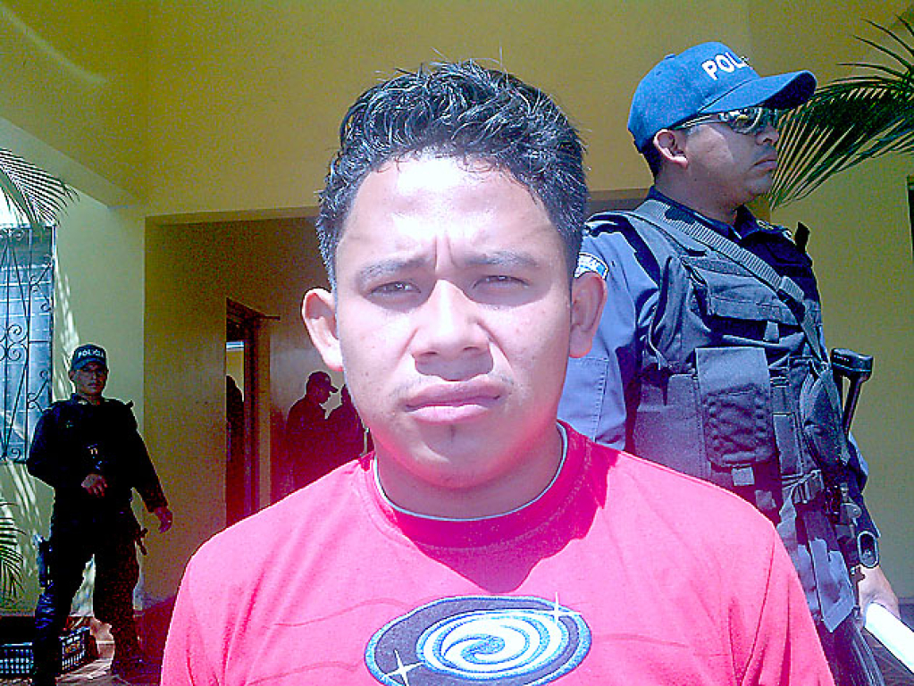 Roger Mauricio García Pineda, detenido el 7 de abril de 2014 en el barrio Éxitos de Lempira, en el municipio de Morazán, Yoro, vinculado con el asesinato de Héctor Medina Polanco.