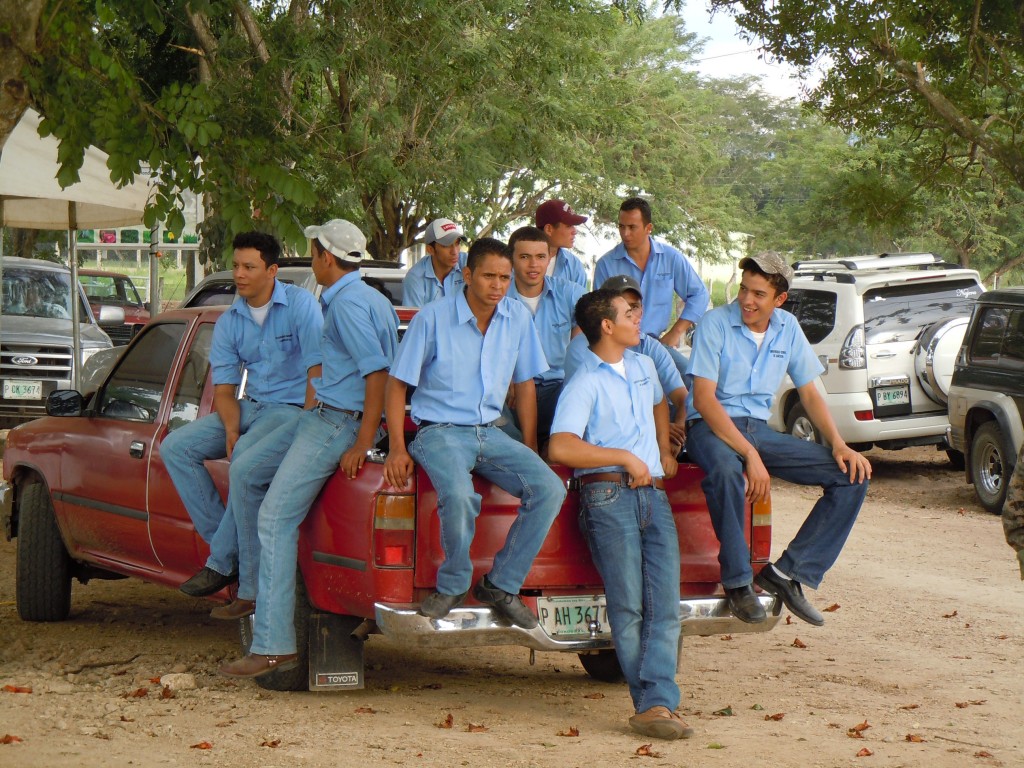 Alumnos de la UNAG, Catacamas. Foto mspurdy.wordpress.com