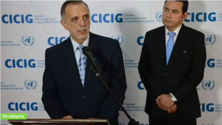 Ivan Velásquez, director de la CICIG y Jimmy Morales, presidente de Guatemala.