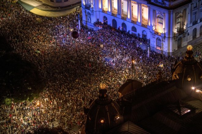 Imágenes aereas de manifestación en la ciudad de Río, en reclamo por el asesinato de Marielle Franco.