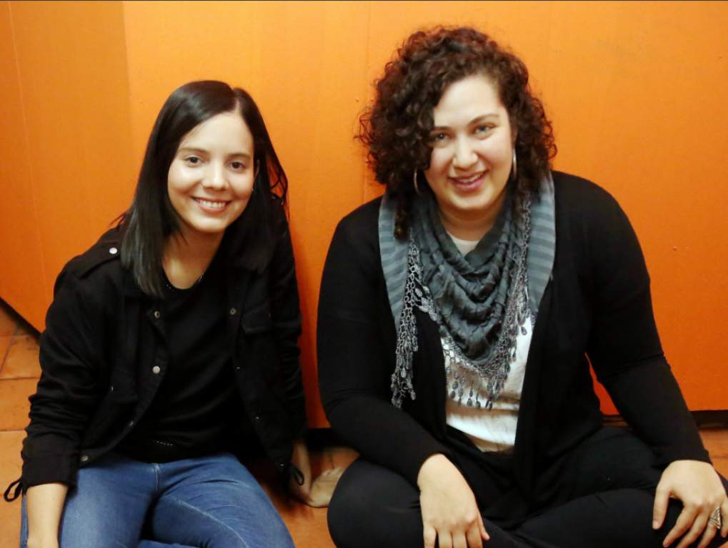 Laura Bermúdez y Samantha Hernández.