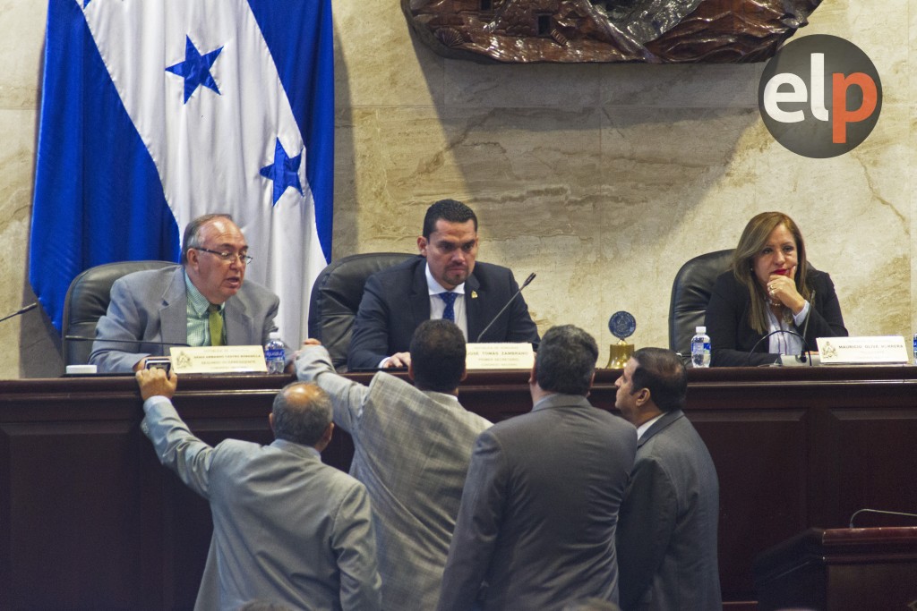 Elvin Santos Tomás Zambrano Alberto Chedrani Juan Carlos Elvir Denis Castro Bobadilla
