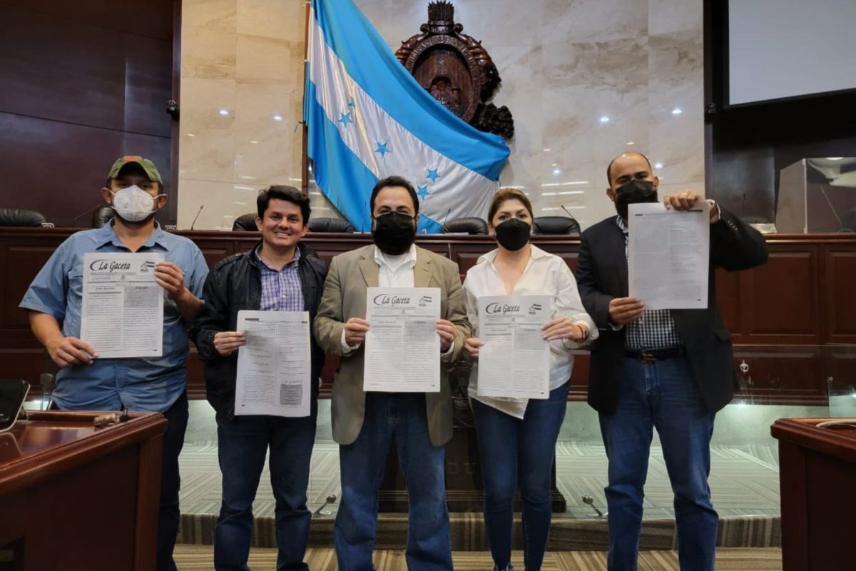 Directiva de Redondo celebra publicación de nombramiento en La Gaceta; ENAG niega validez