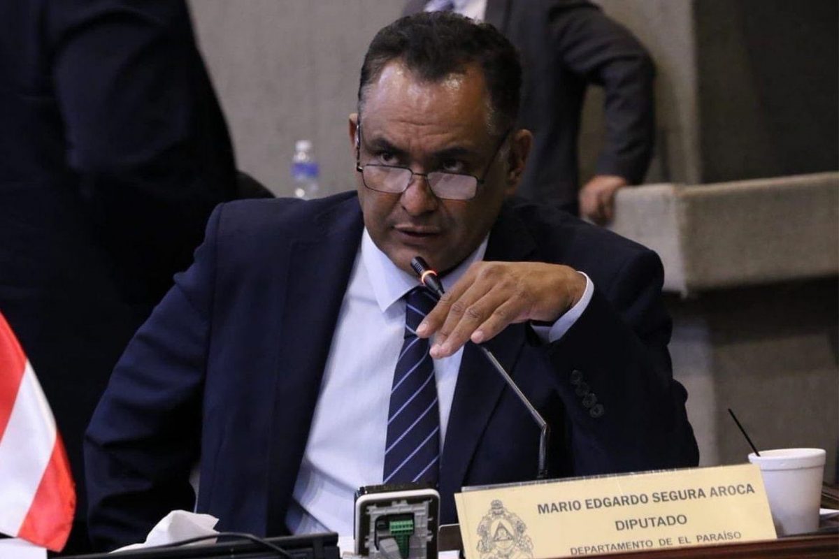 Jefe de bancada liberal prevé que crisis en el Congreso de Honduras se «resolverá hoy»
