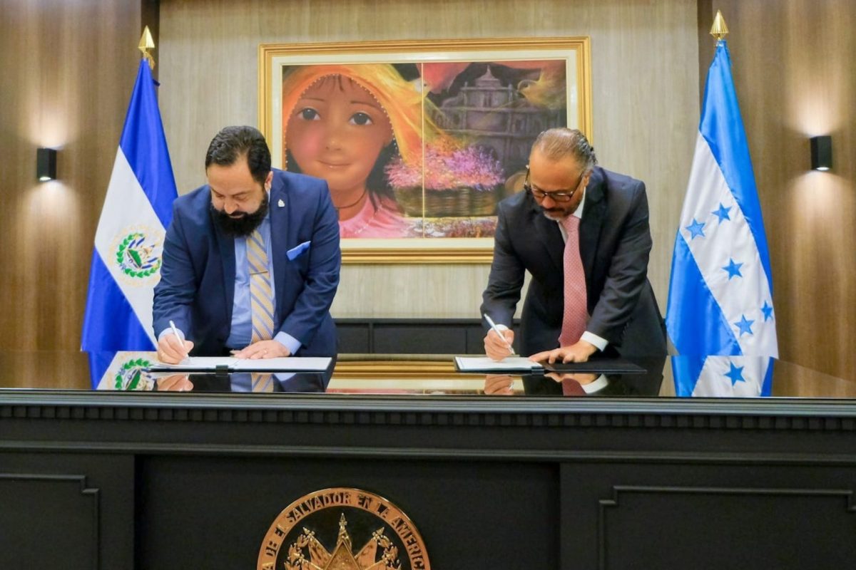 Congreso hondureño pacta cooperación con la Asamblea Legislativa de El Salvador