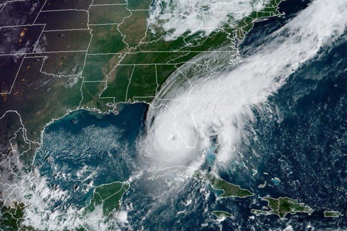 Huracán Ian toca tierra en Florida y deja sin electricidad a 1,8 millones de personas