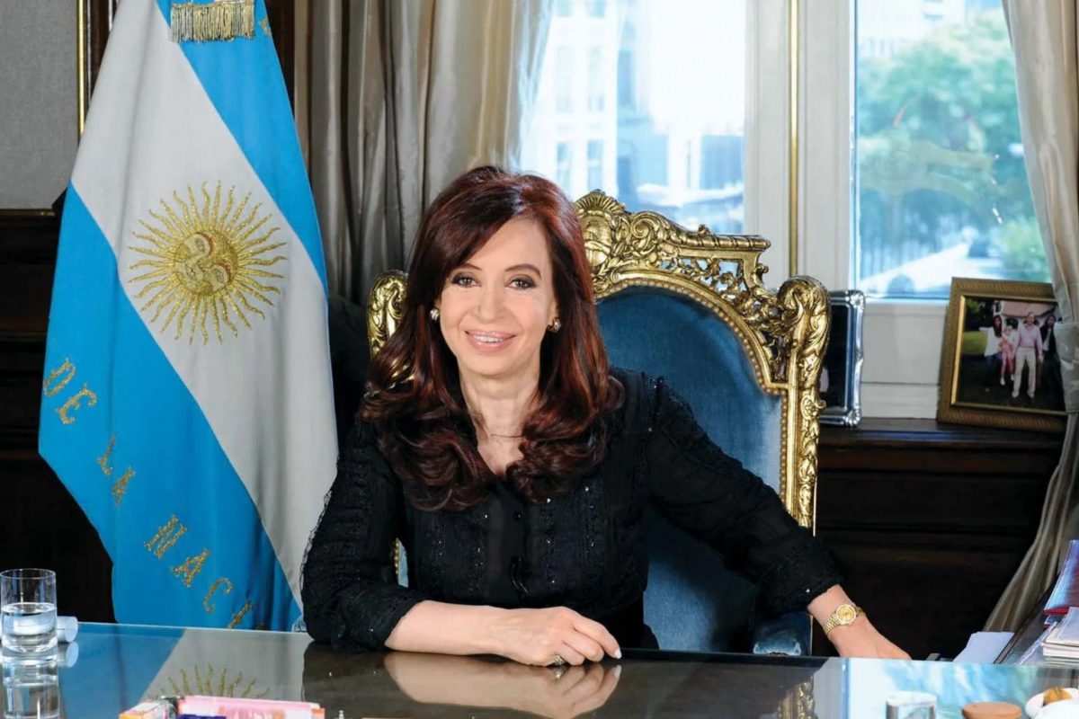 Justicia argentina condena a seis años de prisión e inhabilitación a Fernández